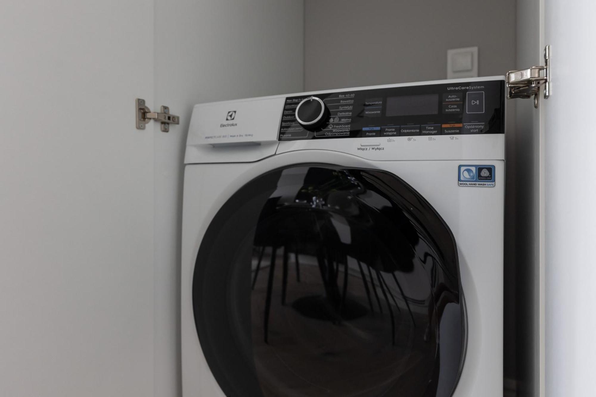 Art Deco Apartment Mokotow With Parking & Gym By Renters Prestige ワルシャワ エクステリア 写真